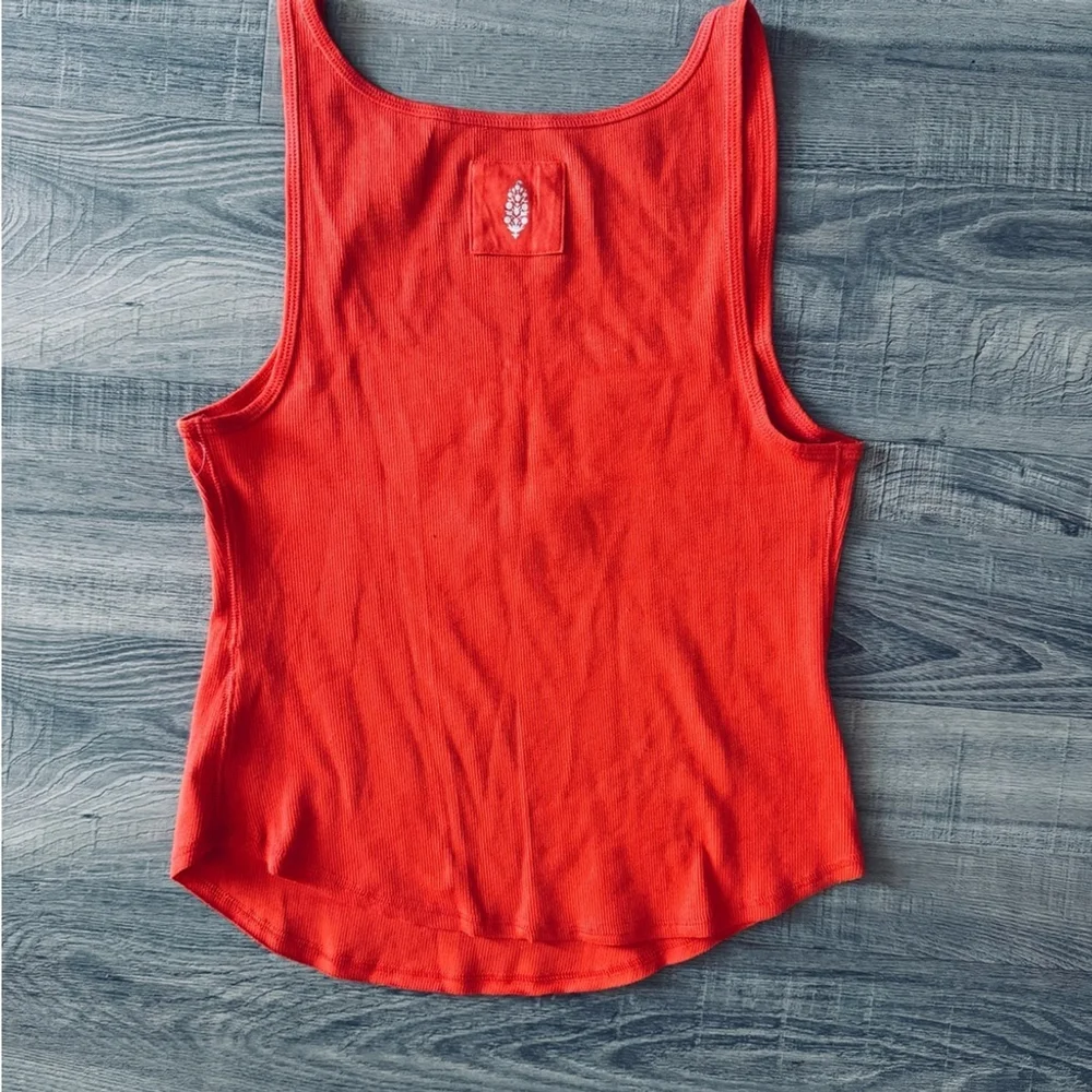 FP Movement by Free People Throw & Go Ribbed Tank Medium NWOT - Picture 3 of 3